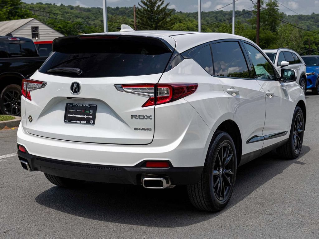 Used 2025 Acura RDX SH-AWD image 4
