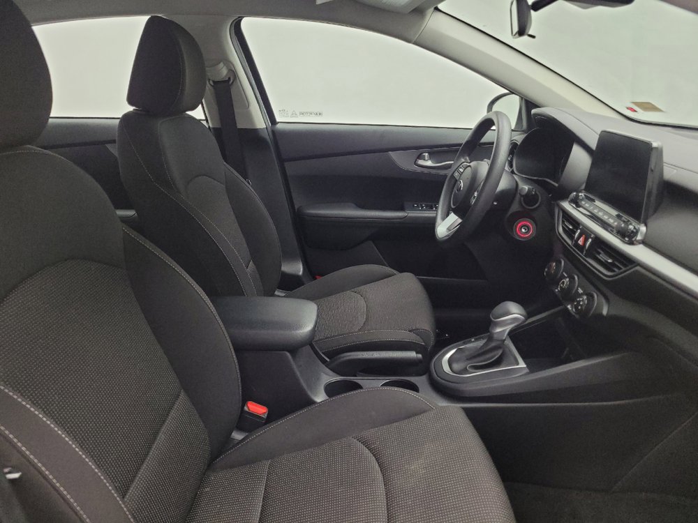 Used 2020 Kia Forte LXS FWD image 21