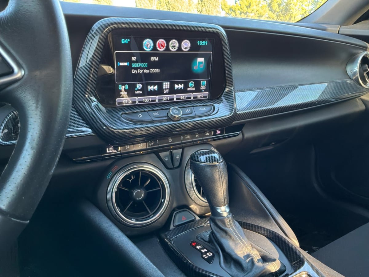 Used 2017 Chevrolet Camaro SS RWD image 14