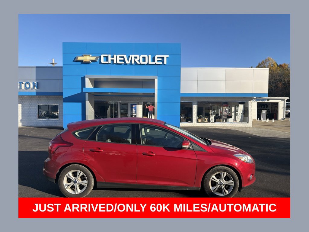 Used 2012 Ford Focus SE FWD image 1
