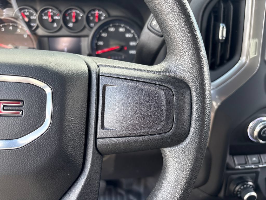 Used 2023 GMC Sierra 1500 Pro w/ Pro Value Package AWD/4WD image 13
