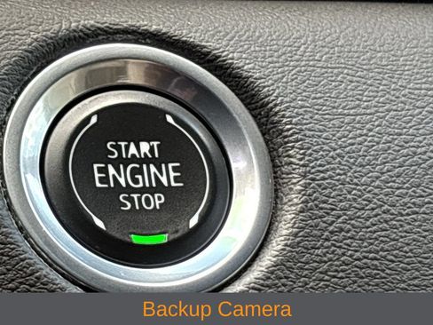 Used 2024 Cadillac Escalade ESV Premium Luxury RWD image 5