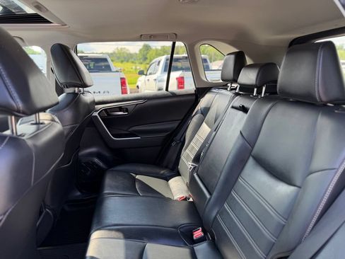 Used 2020 Toyota RAV4 XLE Premium AWD/4WD image 6