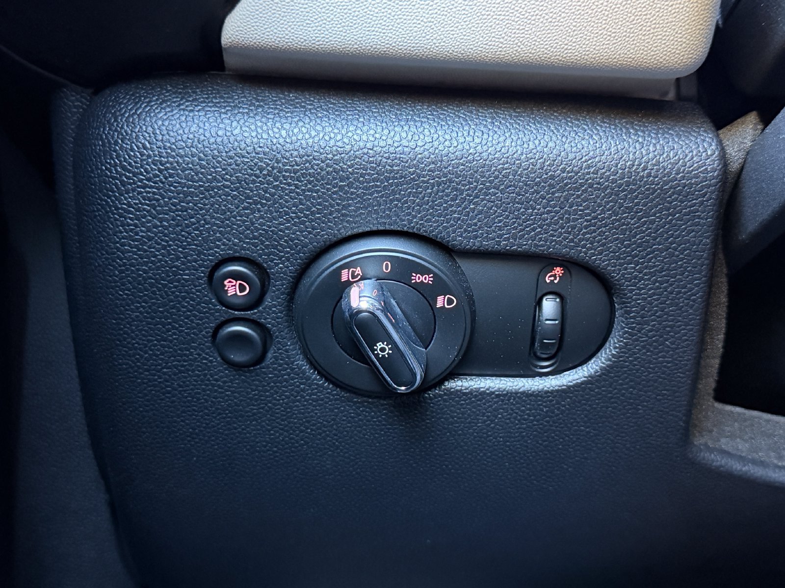 Used 2024 MINI Cooper S FWD image 17