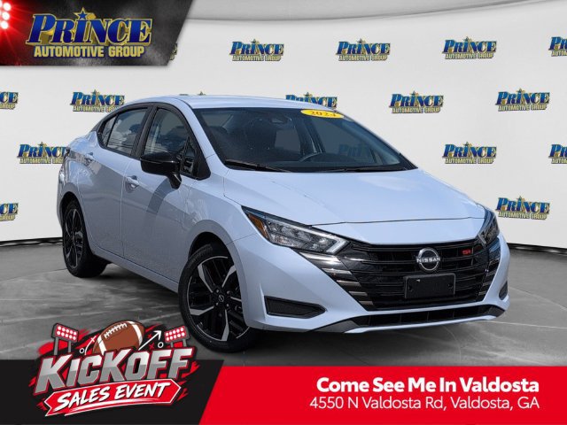 Used 2024 Nissan Versa SR FWD image 1
