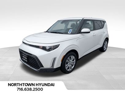 Used 2023 Kia Soul LX