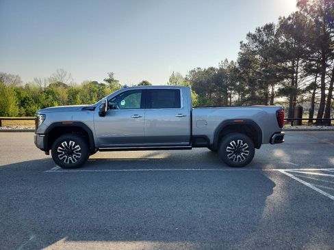 New 2026 GMC Sierra 2500 Denali Ultimate image 2