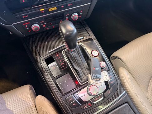 Used 2017 Audi S6 Prestige image 24