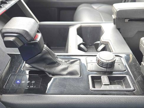 Used 2022 Toyota Tundra Limited image 30