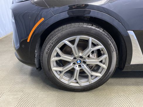 Used 2023 BMW X7 xDrive40i w/ Parking Assistance Package image 57