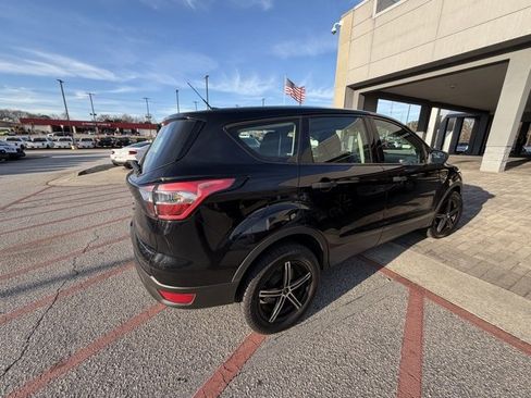Used 2017 Ford Escape S image 4