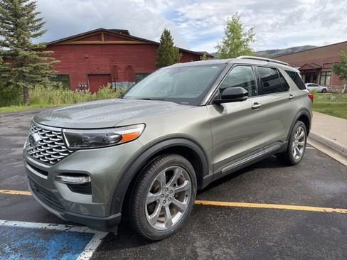 Used 2020 Ford Explorer Platinum w/ Premium Technology Package AWD/4WD image 18