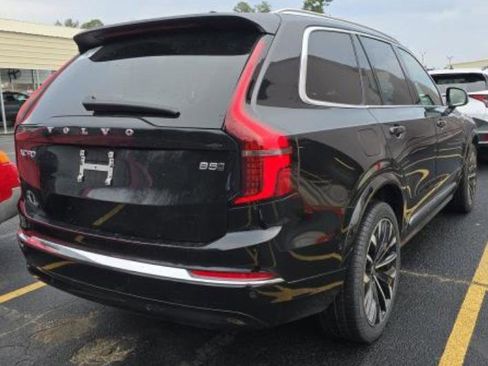 Used 2025 Volvo XC90 B5 Plus image 3
