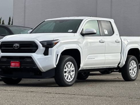 New 2026 Toyota Tacoma TRD Sport image 2