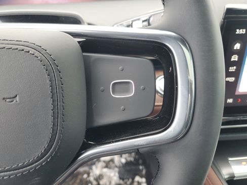 New 2026 Lincoln Nautilus Reserve w/ Jet Appearance Package image 18