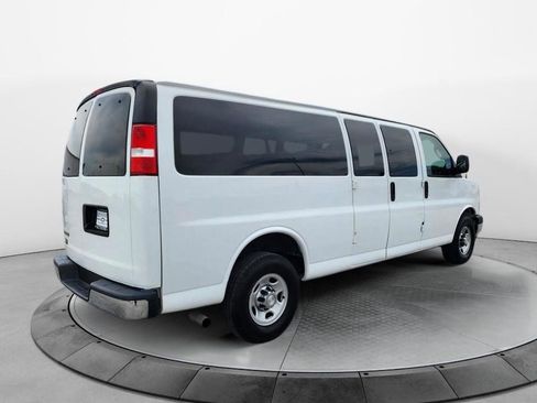 Used 2020 Chevrolet Express 3500 LT w/ LT Preferred Equipment Group image 2
