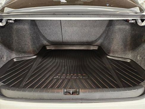 Used 2020 Honda Accord EX-L image 6