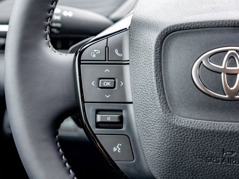 New 2026 Toyota C-HR AWD/4WD image 8