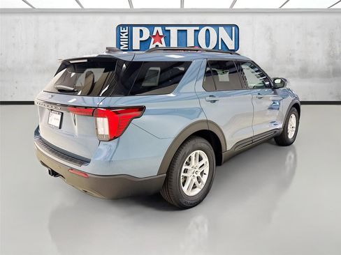 New 2026 Ford Explorer Active image 7
