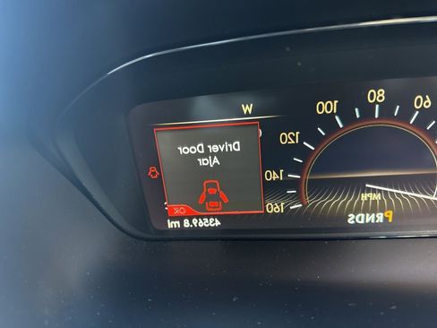 Used 2019 Lincoln Continental Reserve image 18