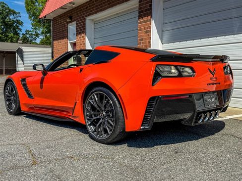 Used 2019 Chevrolet Corvette Z06 w/ Battery Protection Package image 25