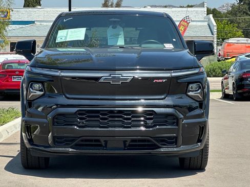 Used 2024 Chevrolet Silverado EV RST AWD/4WD image 9
