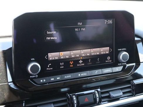 Certified 2025 Nissan Pathfinder SV AWD/4WD image 17