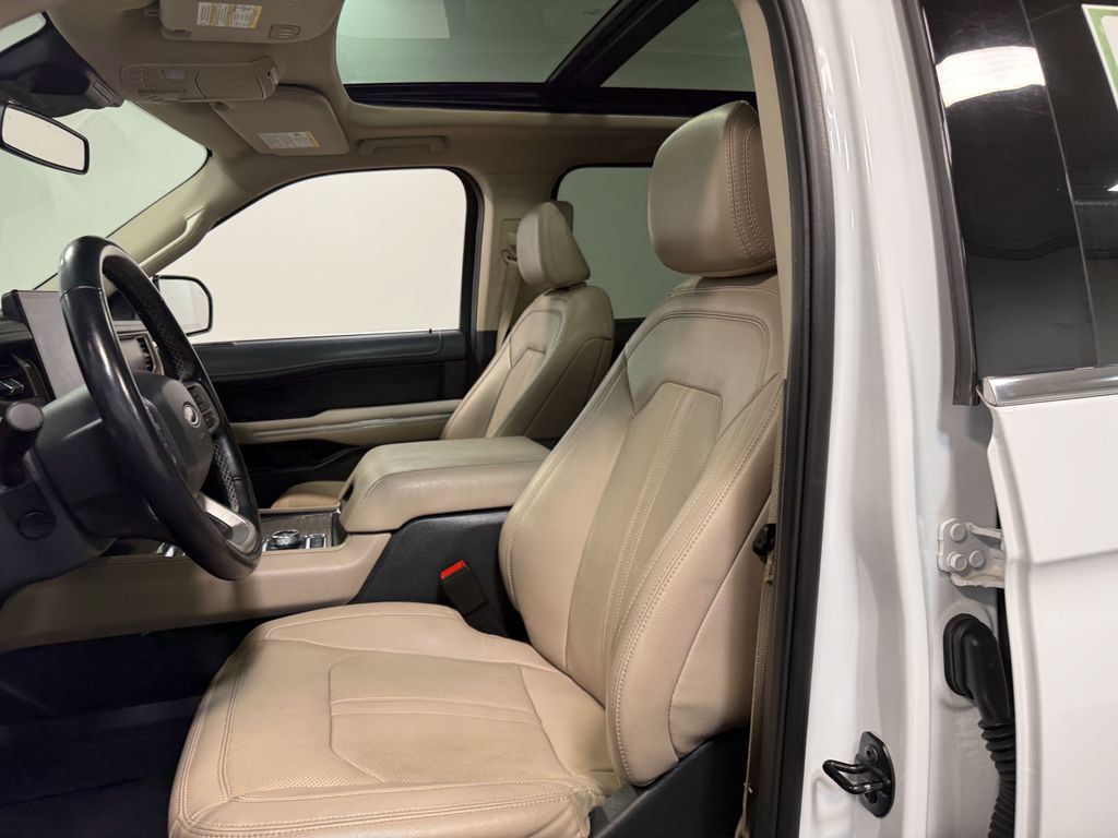 Used 2024 Ford Expedition Limited AWD/4WD image 57
