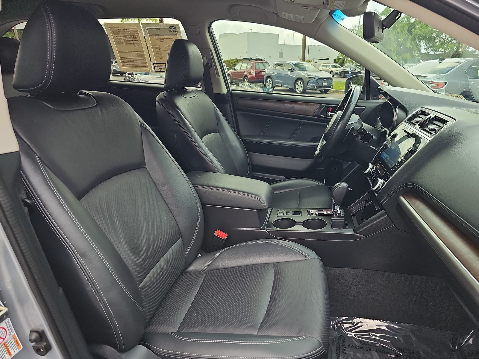 Used 2019 Subaru Outback 3.6R Limited AWD/4WD image 10