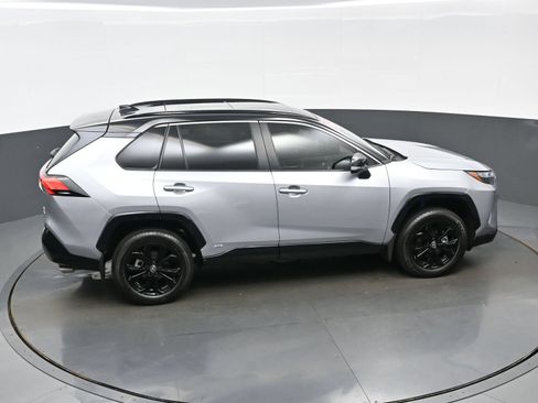 Used 2025 Toyota RAV4 XSE w/ Advanced Technology Package AWD/4WD image 44
