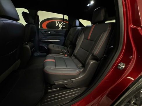 New 2026 Chevrolet Traverse RS FWD image 11