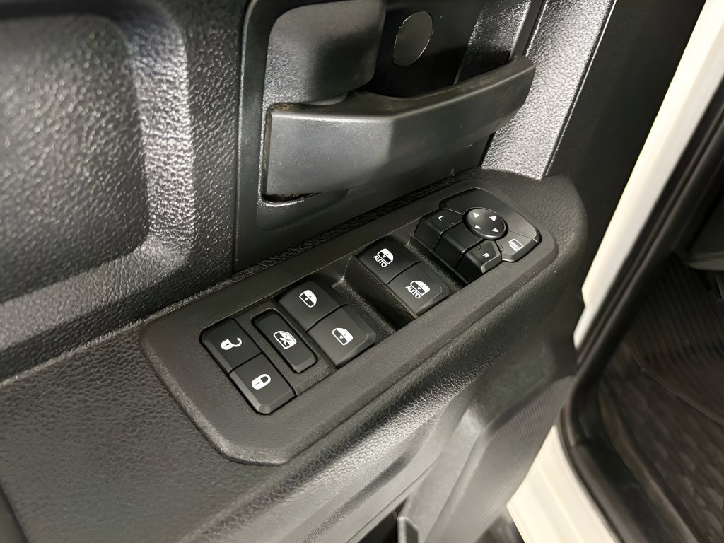 Used 2026 RAM 2500 Tradesman AWD/4WD image 11