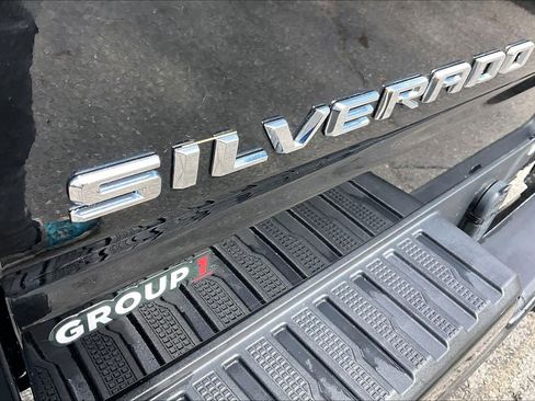 Used 2024 Chevrolet Silverado 1500 RST w/ Z71 Off-Road Package AWD/4WD image 10