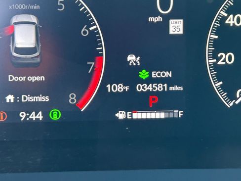 Used 2025 Honda HR-V Sport image 31