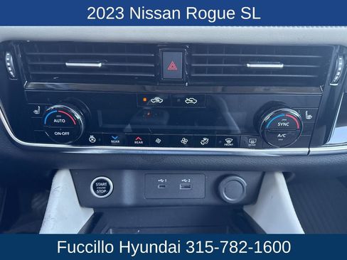 Used 2023 Nissan Rogue SL w/ SL Premium Package image 20