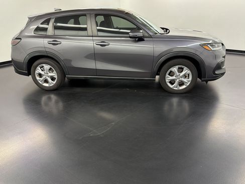 Certified 2024 Honda HR-V LX image 8