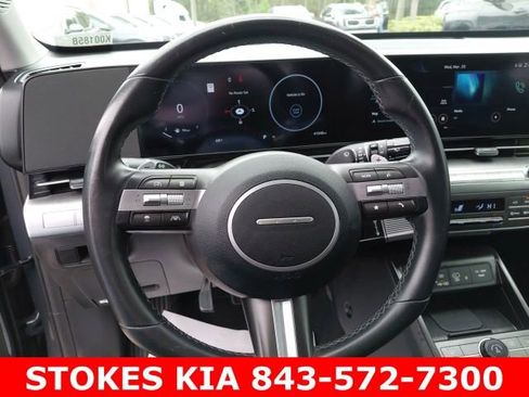 Used 2024 Hyundai Kona SEL w/ Convenience Package image 11
