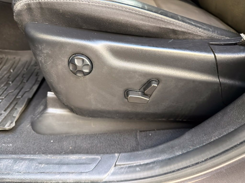 Used 2021 Jeep Grand Cherokee Laredo X RWD image 42