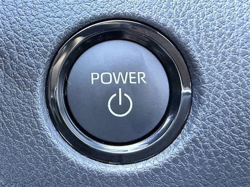 Used 2026 Toyota Camry LE image 19