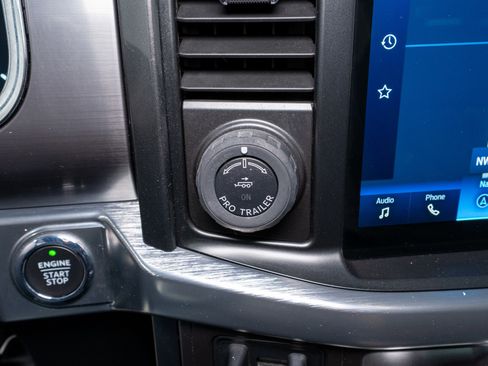 Used 2021 Ford F150 Lariat w/ Equipment Group 502A High image 29