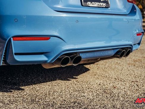 Used 2018 BMW M4 Convertible w/ Competition Package image 34