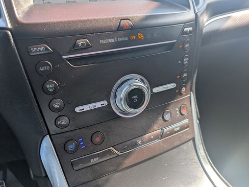 Used 2019 Ford Edge ST w/ Equipment Group 401A AWD/4WD image 28