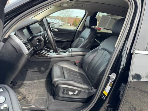 Used 2020 BMW X7 xDrive40i w/ Executive Package image 15