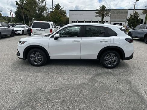 New 2026 Honda HR-V LX image 3