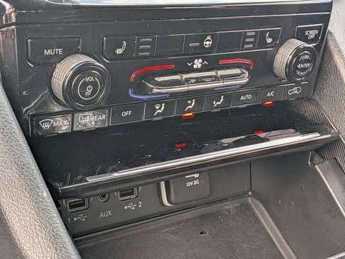 Certified 2024 Jeep Grand Cherokee L Laredo image 21