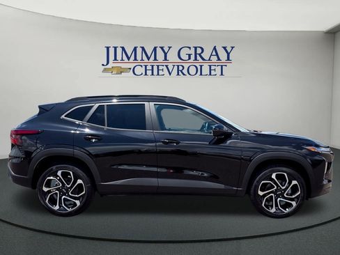 New 2026 Chevrolet Trax RS w/ Driver Confidence Package FWD image 6
