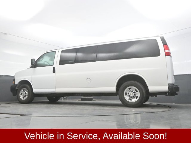 Used 2024 Chevrolet Express 3500 LS RWD image 32