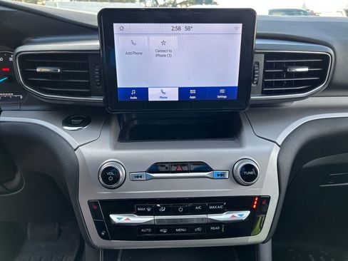 Used 2023 Ford Explorer XLT w/ Equipment Group 202A image 18