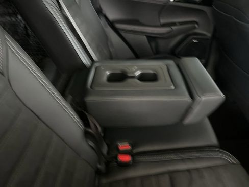 New 2026 Mitsubishi Outlander SE image 29