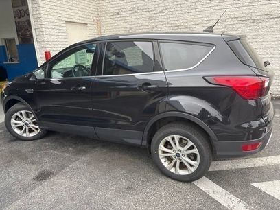 Used 2019 Ford Escape SE